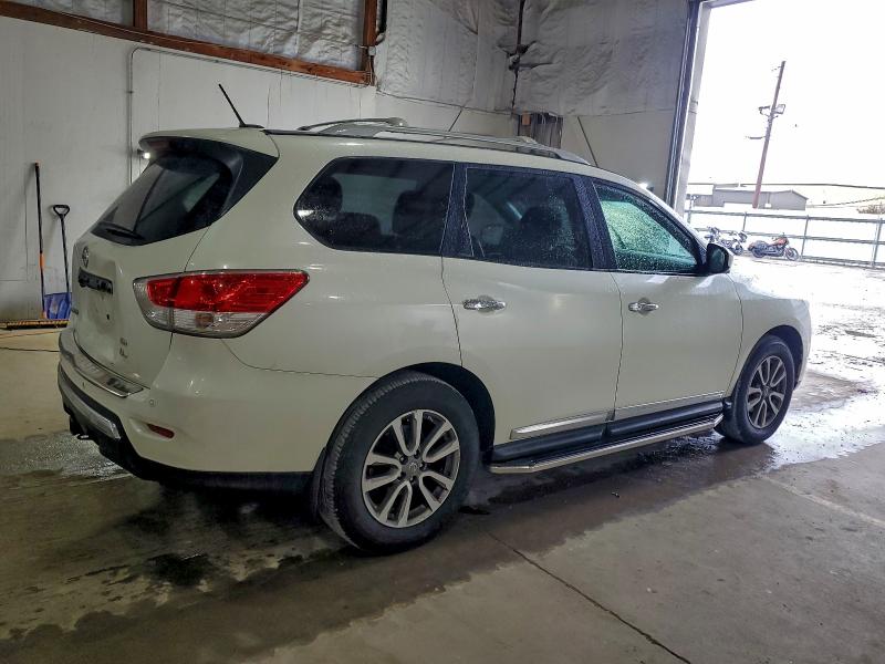 Photo 3 from auction – 2016 NISSAN PATHFINDER with VIN 5N1AR2MM4GC668262