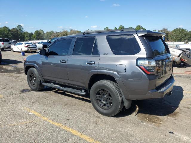 Photo 2 from auction – 2020 TOYOTA 4RUNNER SR with VIN JTEZU5JRXL5215975