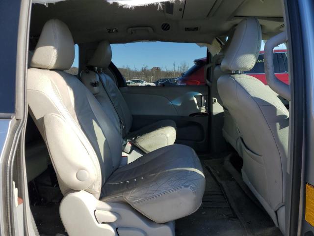 Photo 11 from auction – 2013 TOYOTA SIENNA XLE with VIN 5TDYK3DC2DS341678