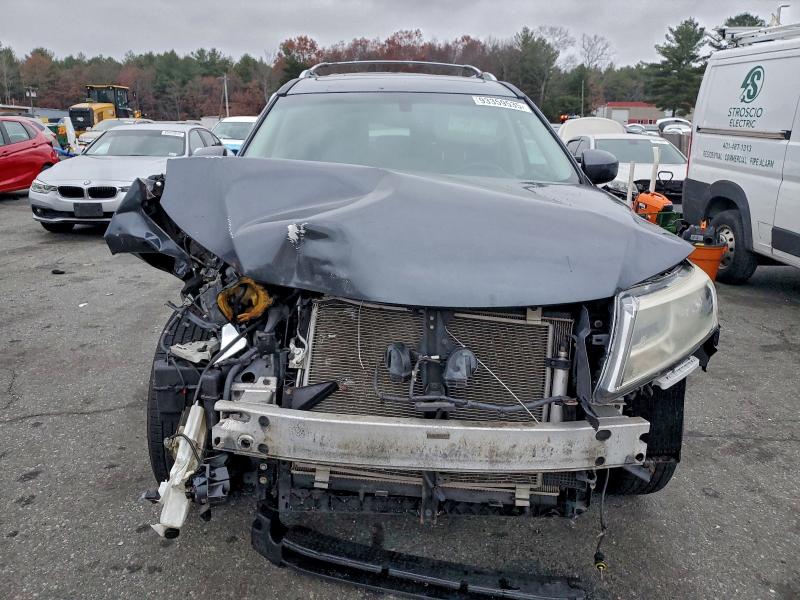 Photo 5 from auction – 2014 NISSAN PATHFINDER with VIN 5N1AR2MM5EC695015