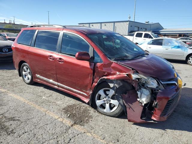 Photo 4 from auction – 2018 TOYOTA SIENNA LE with VIN 5TDKZ3DC5JS947442