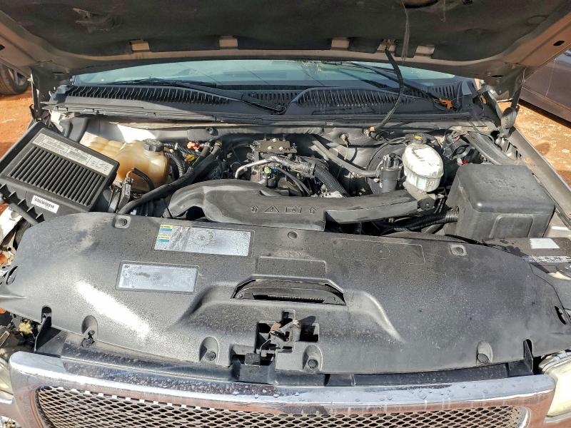 Photo 12 from auction – 2003 GMC YUKON with VIN 1GKEC13Z13R269576