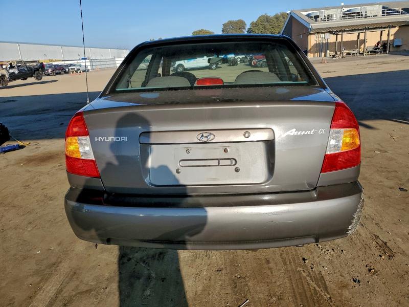 Photo 6 from auction – 2002 HYUNDAI ACCENT GL with VIN KMHCG45C82U402682