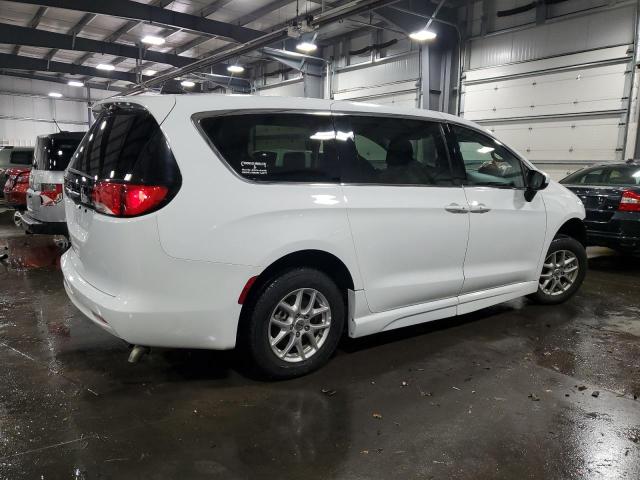 Photo 3 from auction – 2023 CHRYSLER VOYAGER with VIN 2C4RC1CG7PR533704