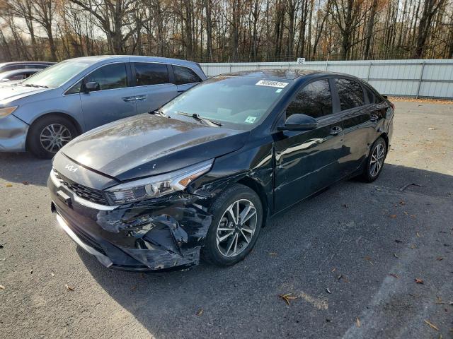 KIA FORTE LX 2023 with VIN 3KPF24AD8PE523720 - Photo from auction