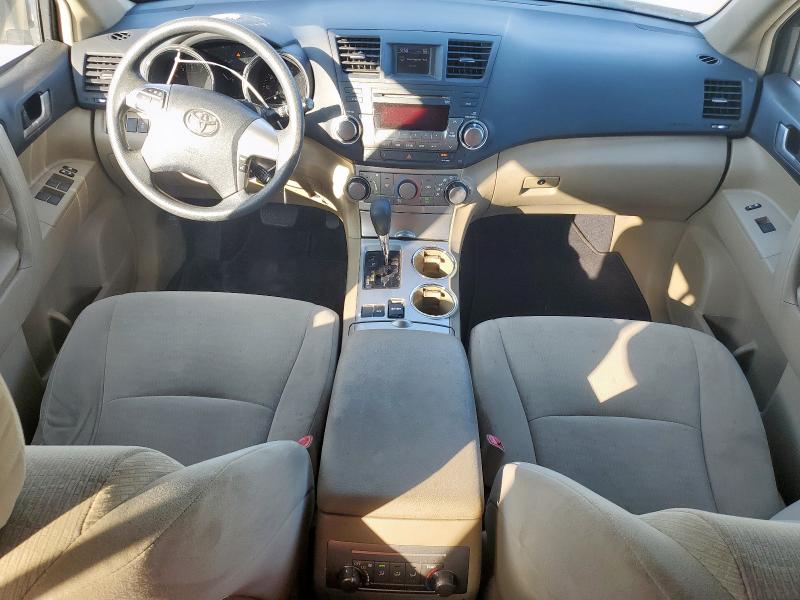Photo 8 from auction – 2012 TOYOTA HIGHLANDER with VIN 5TDZK3EH1CS074689
