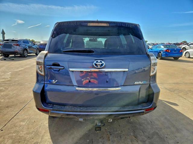 Photo 6 from auction – 2014 TOYOTA RAV4 EV with VIN 2T3YL4DV7EW003195