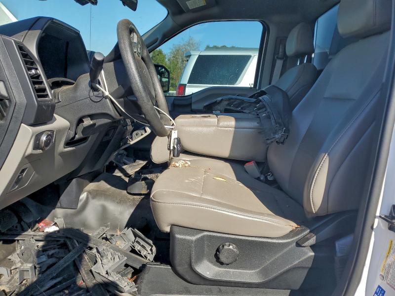 Photo 7 from auction – 2018 FORD F150 with VIN 1FTMF1CP6JKF95974