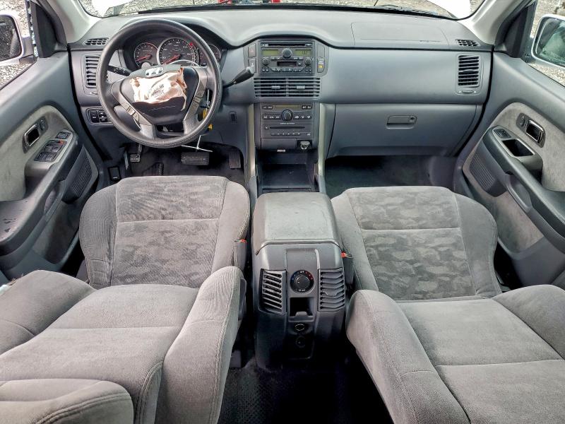 Photo 8 from auction – 2005 HONDA PILOT EX with VIN 2HKYF18475H571154