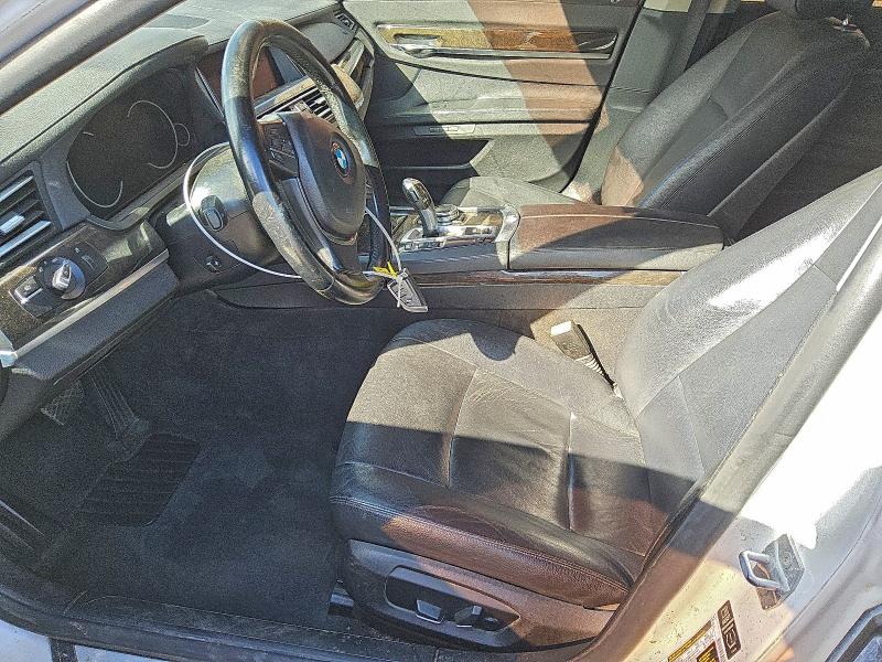 Photo 7 from auction – 2015 BMW 740 I with VIN WBAYA6C55FD826867