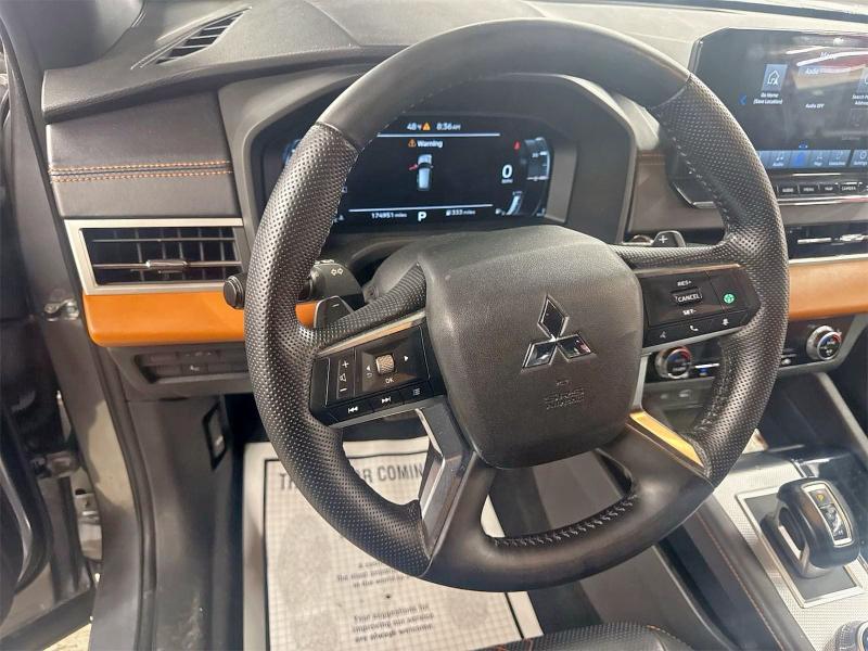 Photo 11 from auction – 2022 MITSUBISHI OUTLANDER with VIN JA4J3VA85NZ091924