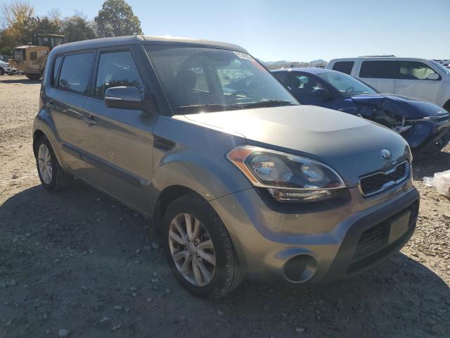 Photo 4 from auction – 2013 KIA SOUL with VIN KNDJT2A65D7594432