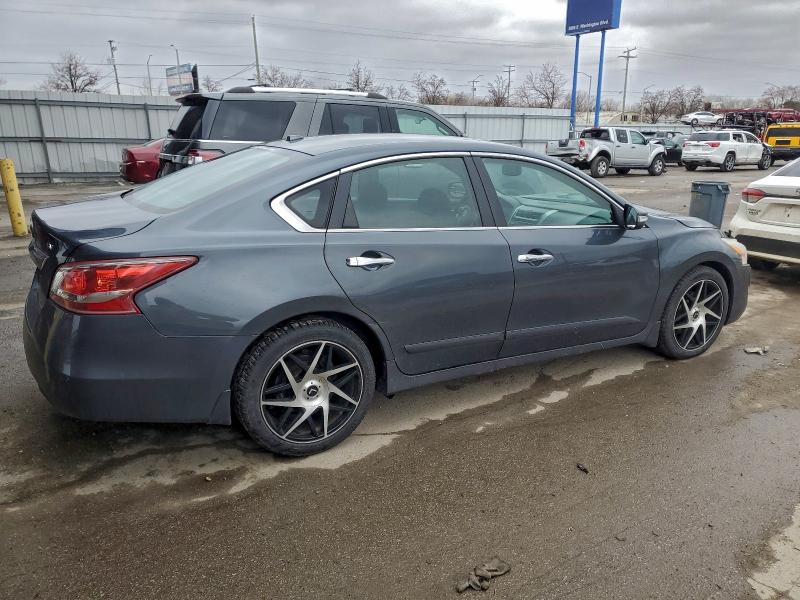Photo 3 from auction – 2013 NISSAN ALTIMA 2.5 with VIN 1N4AL3AP0DN585900