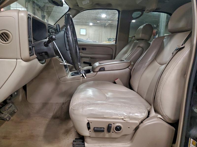 Photo 7 from auction – 2004 GMC YUKON with VIN 1GKEK13Z84J321921