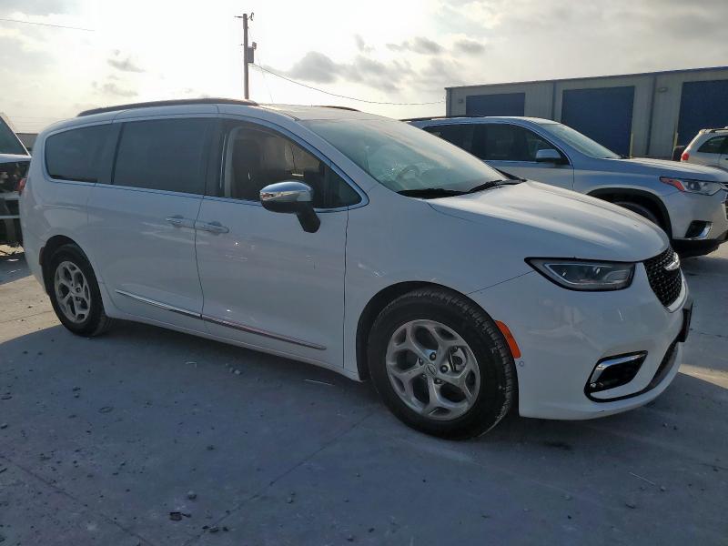 Photo 4 from auction – 2023 CHRYSLER PACIFICA L with VIN 2C4RC1GG7PR507615