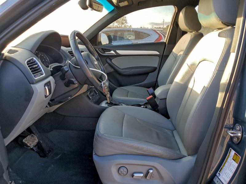 Photo 7 from auction – 2018 AUDI Q3 PREMIUM with VIN WA1ECCFS4JR020864