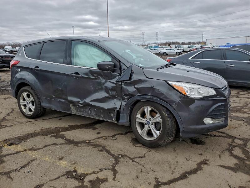Photo 4 from auction – 2016 FORD ESCAPE SE with VIN 1FMCU0G76GUB84296