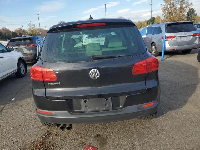 Photo 6 from auction – 2012 VOLKSWAGEN TIGUAN S with VIN WVGAV7AXXCW528362