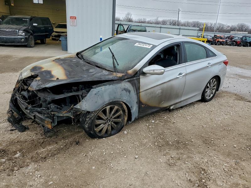 HYUNDAI SONATA 2014 with VIN 5NPEC4AB1EH892127 - Photo from auction