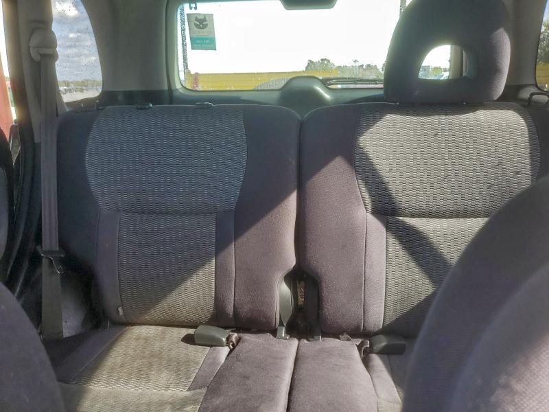 Photo 10 from auction – 2004 TOYOTA RAV4 with VIN JTEGD20V540038075