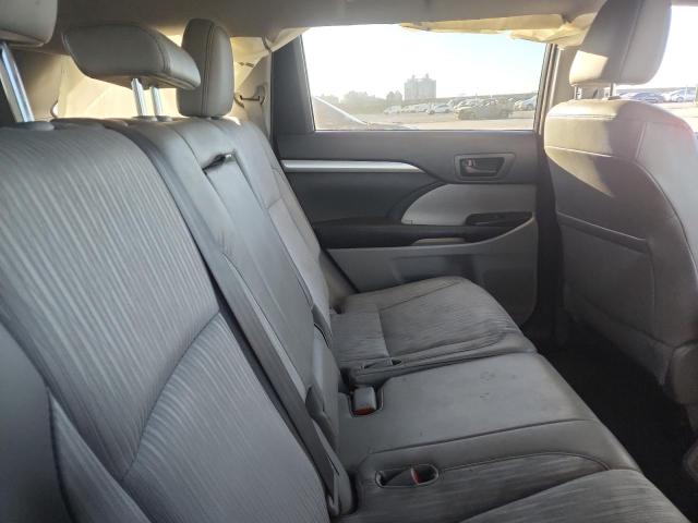 Photo 11 from auction – 2014 TOYOTA HIGHLANDER with VIN 5TDZKRFH3ES023134