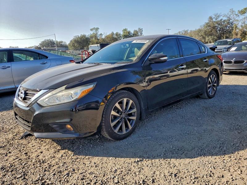 NISSAN ALTIMA 2.5 2017 with VIN 1N4AL3AP7HC482443 - Photo from auction