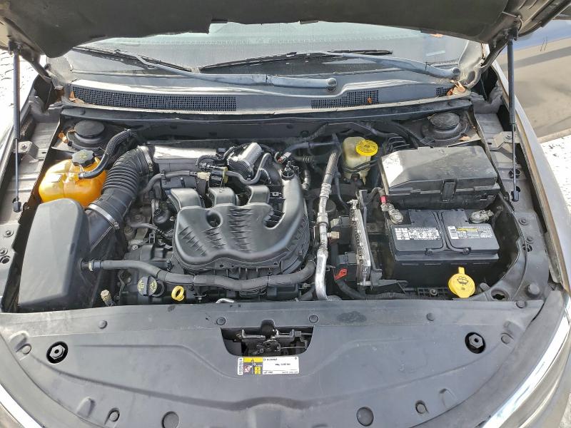 Фото 11 с аукциона – 2015 CHRYSLER 200 LIMITE с VIN 1C3CCCAG1FN759760
