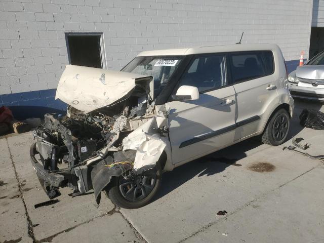 KIA SOUL 2012 with VIN KNDJT2A53C7421076 - Photo from auction