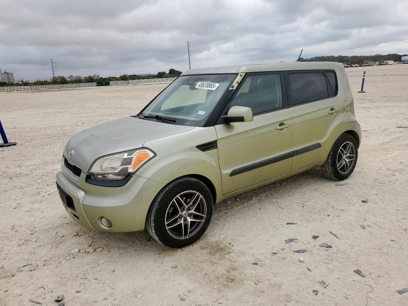 KIA SOUL + 2011 с VIN KNDJT2A2XB7328771 - Снимка от търг