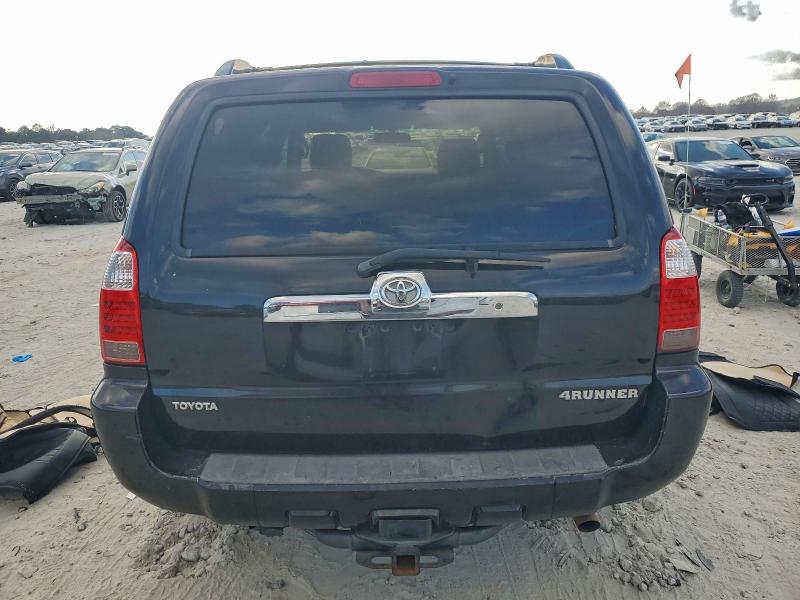 Photo 6 from auction – 2006 TOYOTA 4RUNNER SR with VIN JTEZT14R068009834