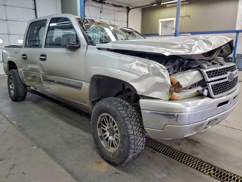 Photo 4 from auction – 2006 CHEVROLET SILVERADO with VIN 2GCEK13VX61282917