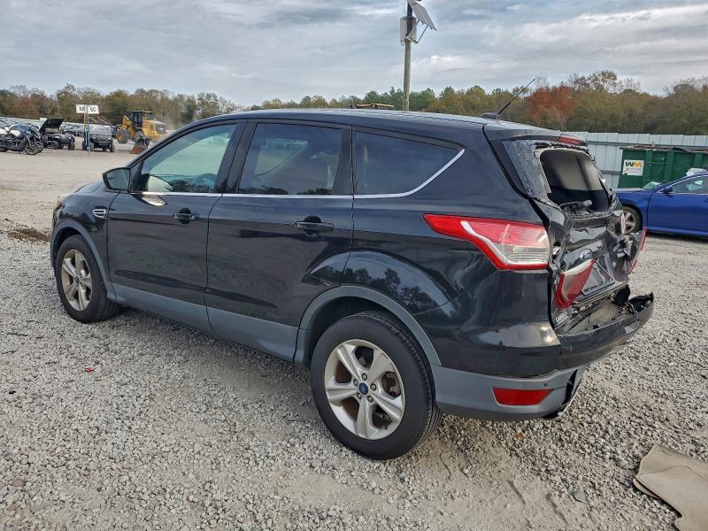 Photo 2 from auction – 2016 FORD ESCAPE SE with VIN 1FMCU0GX5GUB74830