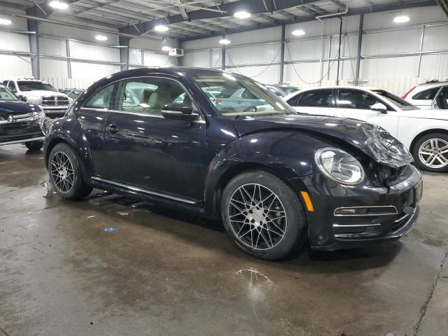 Photo 4 from auction – 2018 VOLKSWAGEN BEETLE SE with VIN 3VWJD7AT2JM724651