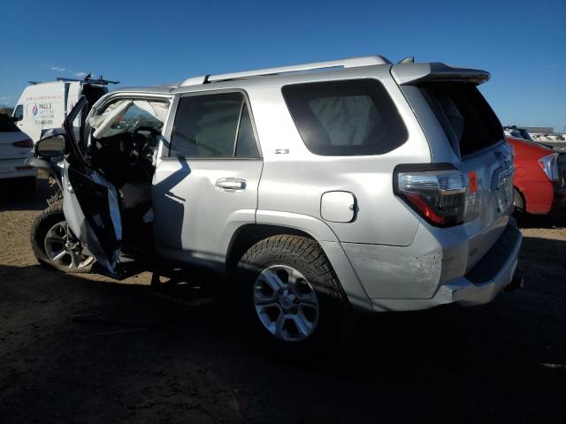 Photo 2 from auction – 2016 TOYOTA 4RUNNER SR with VIN JTEBU5JR0G5285072