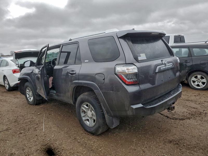 Photo 2 from auction – 2016 TOYOTA 4RUNNER SR with VIN JTEBU5JR4G5364003