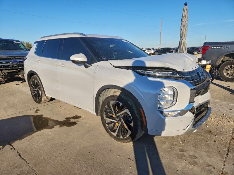 Photo 4 from auction – 2022 MITSUBISHI OUTLANDER with VIN JA4J3VA82NZ070772