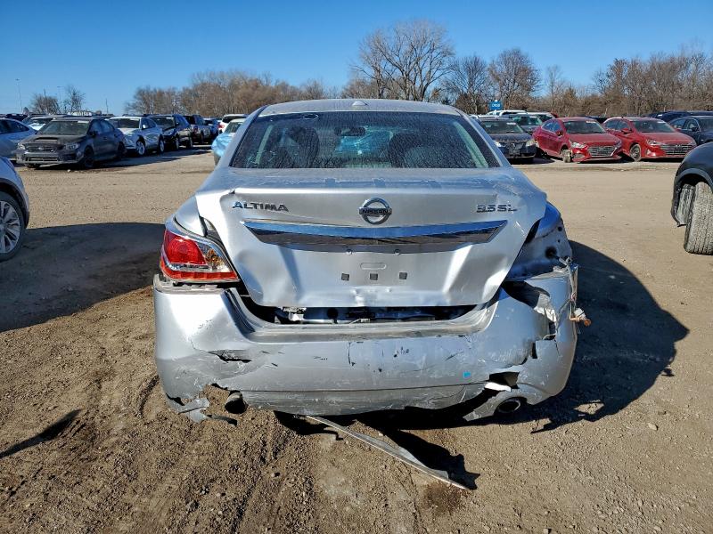 Photo 6 from auction – 2015 NISSAN ALTIMA 3.5 with VIN 1N4BL3AP9FC112788