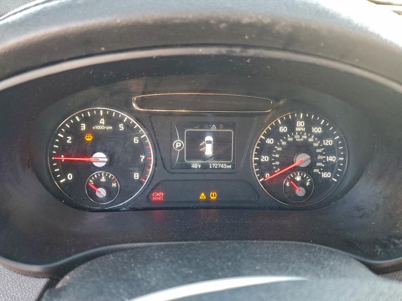 Photo 9 from auction – 2016 KIA SORENTO LX with VIN 5XYPGDA35GG079244