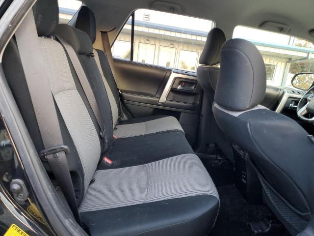 Photo 11 from auction – 2018 TOYOTA 4RUNNER SR with VIN JTEBU5JR2J5497169