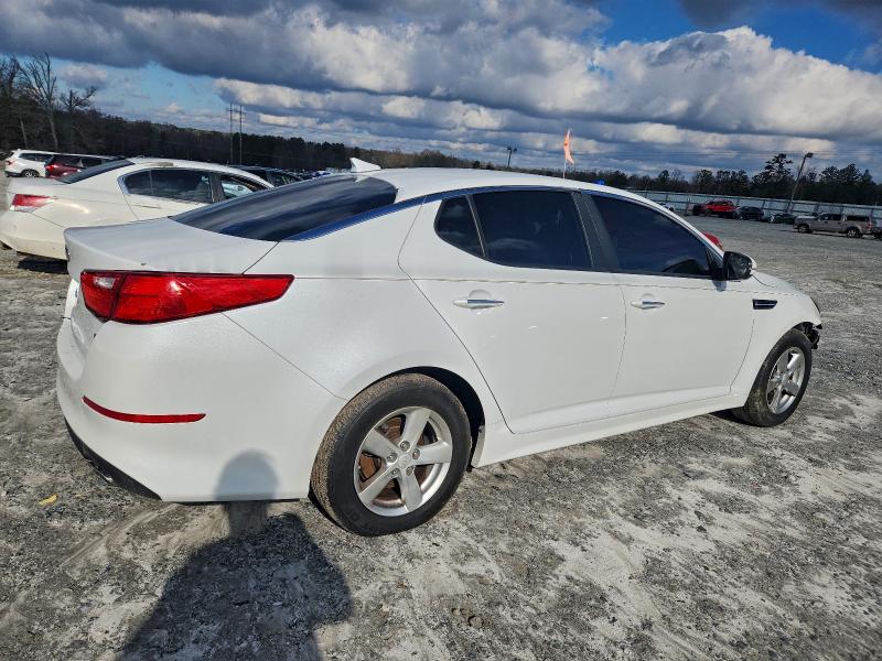 Photo 3 from auction – 2015 KIA OPTIMA LX with VIN 5XXGM4A75FG418891