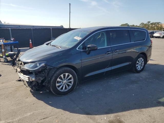 CHRYSLER PACIFICA T 2020 with VIN 2C4RC1FG9LR136730 - Photo from auction