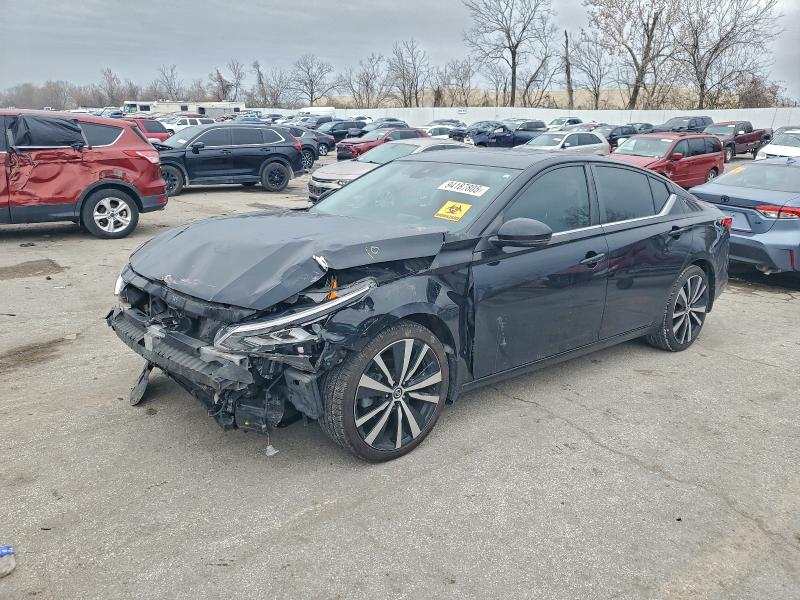 NISSAN ALTIMA SR 2020 with VIN 1N4BL4CV9LC263143 - Photo from auction