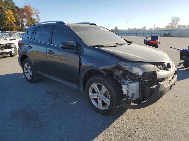 Photo 4 from auction – 2014 TOYOTA RAV4 XLE with VIN JTMRFREV0EJ005361