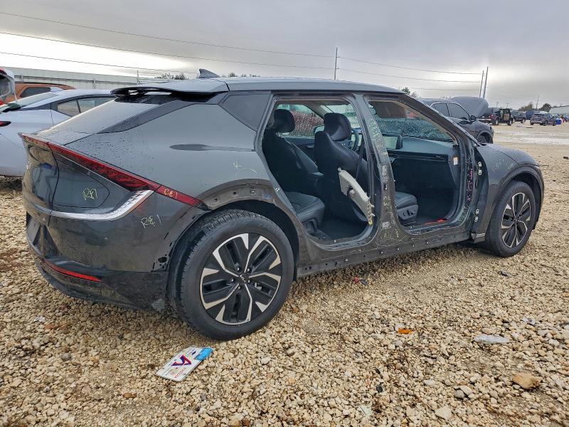 Photo 3 from auction – 2023 KIA EV6 LIGHT with VIN KNDC34LA3P5610830