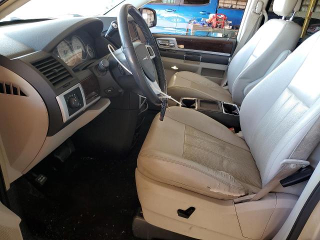 Photo 7 from auction – 2010 CHRYSLER TOWN & COU with VIN 2A4RR8D19AR495301
