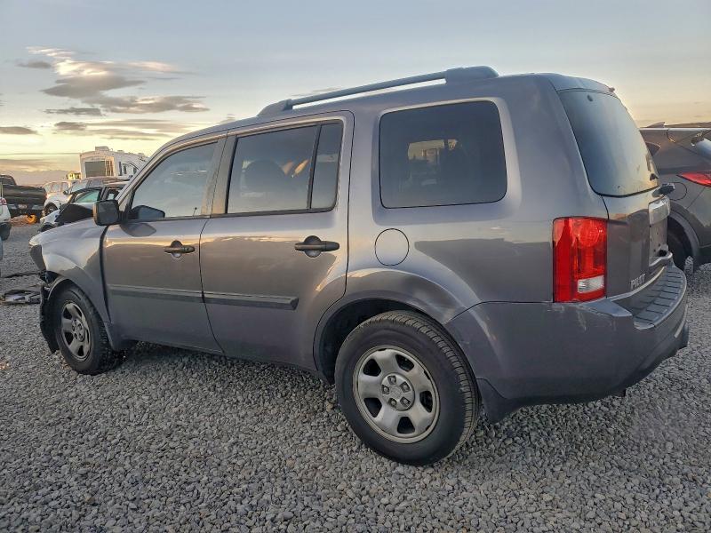 Photo 2 from auction – 2015 HONDA PILOT LX with VIN 5FNYF4H29FB042773