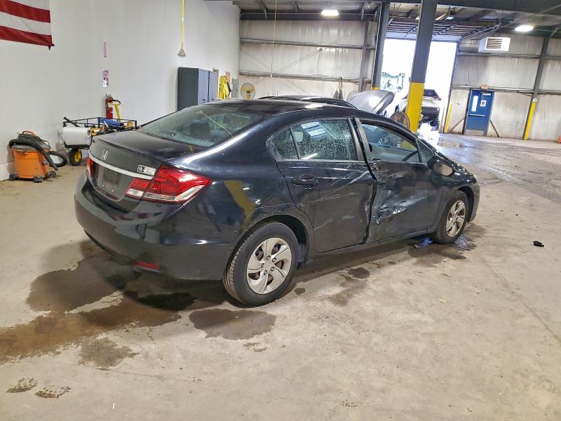 Photo 3 from auction – 2015 HONDA CIVIC LX with VIN 19XFB2E52FE072645