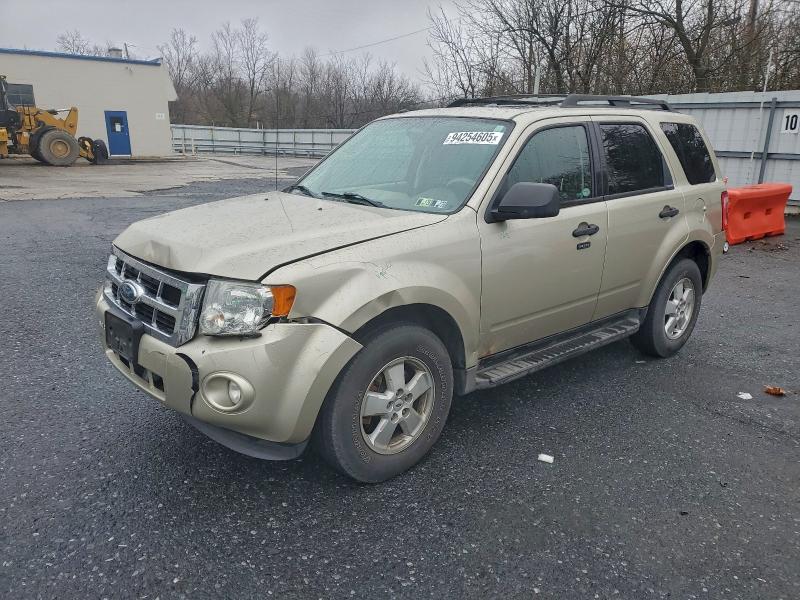 FORD ESCAPE XLT 2010 with VIN 1FMCU9D72AKA35606 - Photo from auction