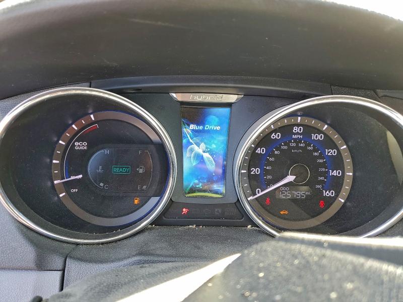 Photo 9 from auction – 2013 HYUNDAI SONATA HYB with VIN KMHEC4A4XDA085818
