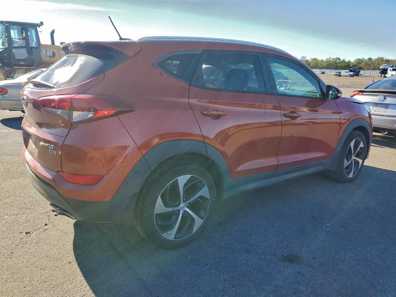Photo 3 from auction – 2016 HYUNDAI TUCSON LIM with VIN KM8J3CA26GU073269